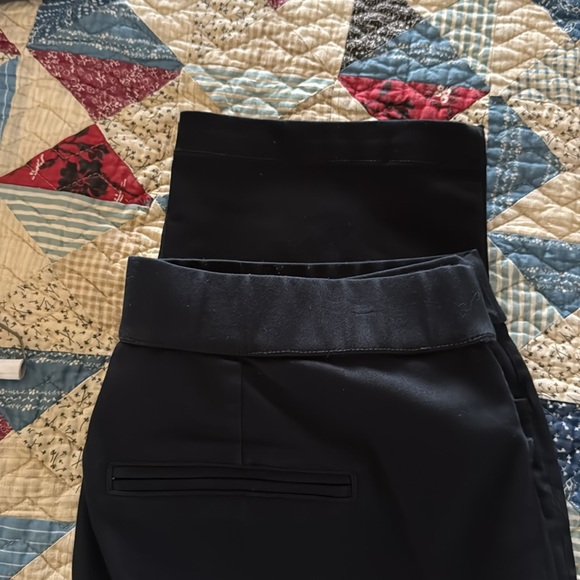 Intro Love the Fit from Dillards pant. Straight front w/pockets. Black Size 12 - Picture 4 of 5